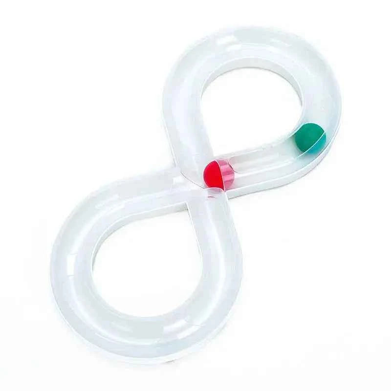 8 Ball Track Cat Toy - Luxe Whiskers